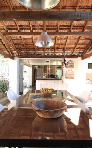 Casa para alugar com 630m², 3 quartos e 3 vagasVaranda