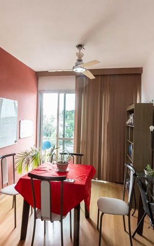 Apartamento à venda com 70m², 2 quartos e 1 vagaSala