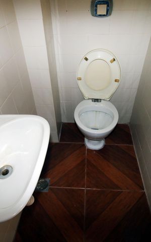 Apartamento à venda com 90m², 3 quartos e 2 vagasBanheiro da Suíte 