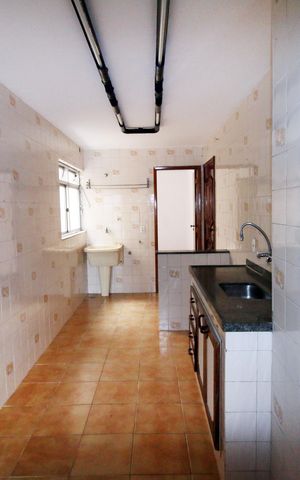 Apartamento à venda com 90m², 3 quartos e 2 vagasCozinha