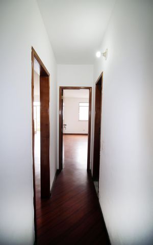 Apartamento à venda com 90m², 3 quartos e 2 vagasCorredor
