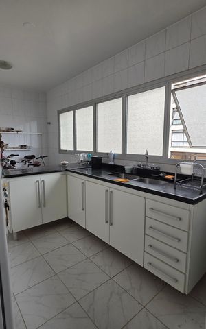 Apartamento à venda com 107m², 3 quartos e 1 vaga Apartamento à venda com 107m², 3 quartos e 1 vagaCozinha