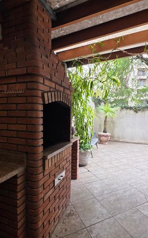 Apartamento à venda com 107m², 3 quartos e 1 vaga Apartamento à venda com 107m², 3 quartos e 1 vagaÁrea externa