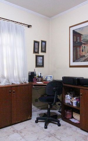 Casa para alugar com 330m², 4 quartos e 4 vagasQuarto 1