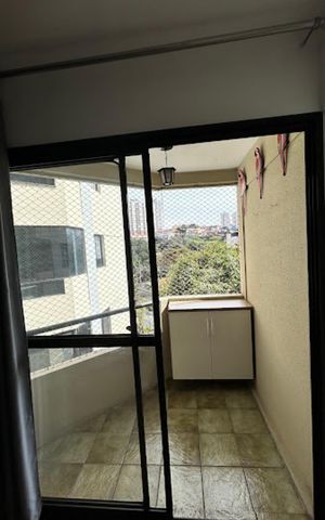 Apartamento à venda com 66m², 3 quartos e 1 vaga Apartamento à venda com 66m², 3 quartos e 1 vagaVaranda