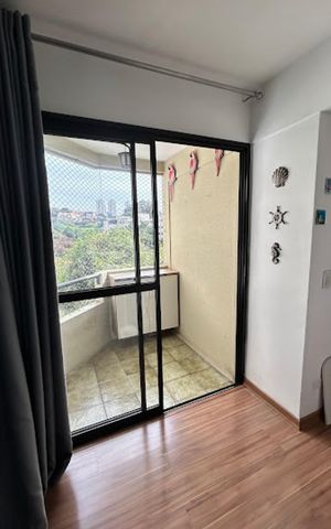 Apartamento à venda com 66m², 3 quartos e 1 vaga Apartamento à venda com 66m², 3 quartos e 1 vagaVaranda