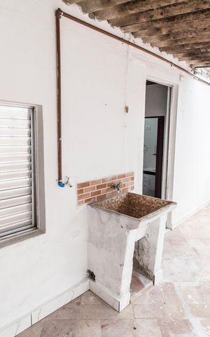 Casa para alugar com 30m², 1 quarto e 1 vagaÁrea de Serviço