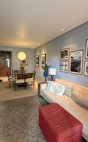 Apartamento à venda com 97m², 3 quartos e sem vaga Apartamento à venda com 97m², 3 quartos e sem vagaSala