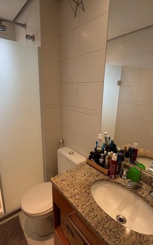 Apartamento à venda com 97m², 3 quartos e sem vaga Apartamento à venda com 97m², 3 quartos e sem vagaBanheiro Social