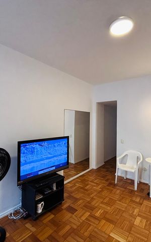 Apartamento para alugar com 86m², 2 quartos e sem vaga
