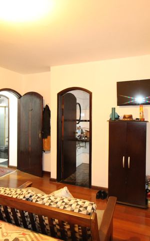 Casa para alugar com 182m², 4 quartos e 2 vagasQuarto 3 - Suíte