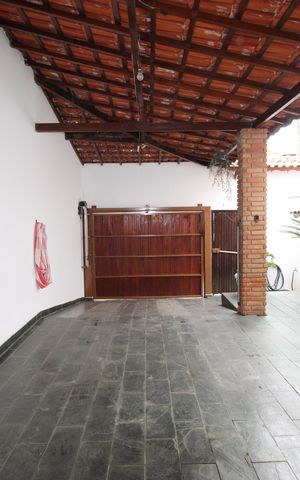 Casa para alugar com 182m², 4 quartos e 2 vagasGaragem
