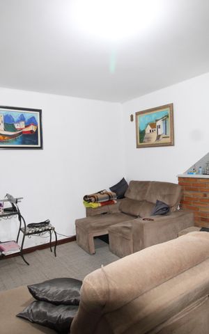 Casa para alugar com 182m², 4 quartos e 2 vagasSala