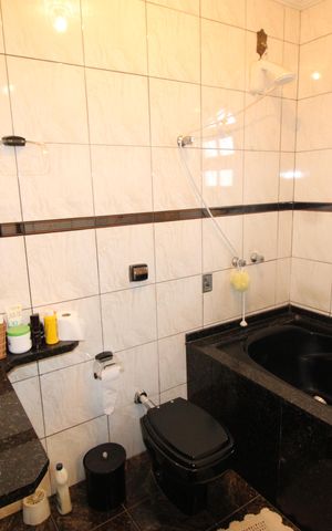 Casa para alugar com 182m², 4 quartos e 2 vagasBanheiro da Suíte 3