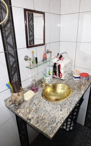 Casa para alugar com 182m², 4 quartos e 2 vagasBanheiro 2