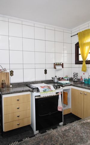 Casa para alugar com 182m², 4 quartos e 2 vagasCozinha