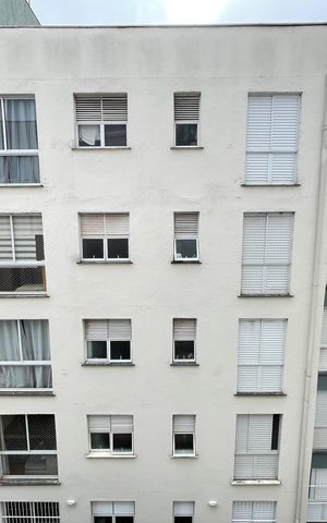 Apartamento à venda com 47m², 2 quartos e 1 vaga Apartamento à venda com 47m², 2 quartos e 1 vagaSala
