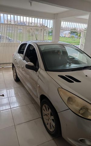 Casa à venda com 150m², 4 quartos e 2 vagas Casa à venda com 150m², 4 quartos e 2 vagasGaragem