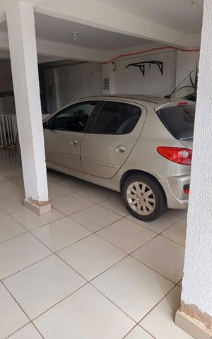 Casa à venda com 150m², 4 quartos e 2 vagas Casa à venda com 150m², 4 quartos e 2 vagasGaragem
