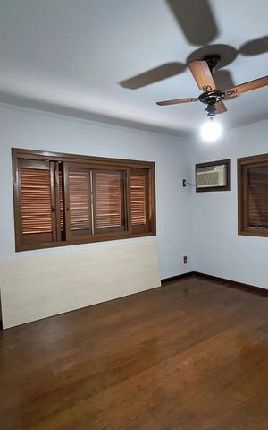Casa para alugar com 202m², 3 quartos e 3 vagas Casa para alugar com 202m², 3 quartos e 3 vagasQuarto