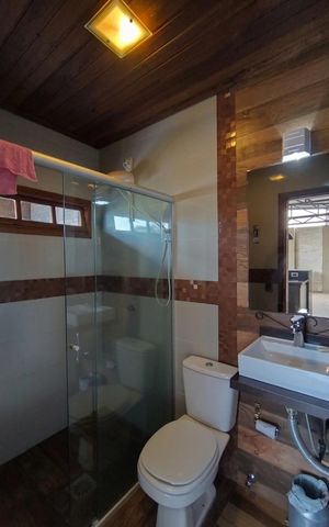 Casa para alugar com 202m², 3 quartos e 3 vagas Casa para alugar com 202m², 3 quartos e 3 vagasBanheiro