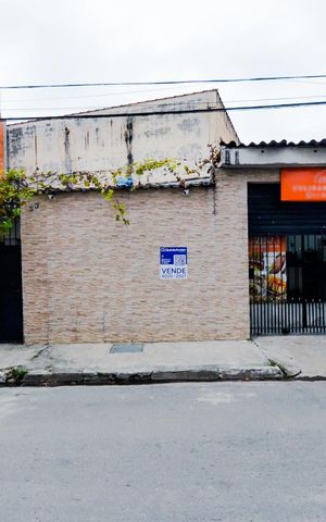 Casa para alugar com 129m², 3 quartos e 4 vagasFachada