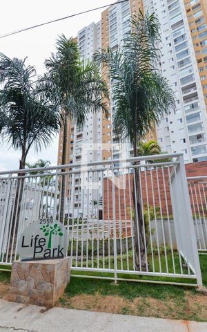 Apartamento para alugar com 60m², 2 quartos e 1 vaga Apartamento para alugar com 60m², 2 quartos e 1 vagaFachada e portaria