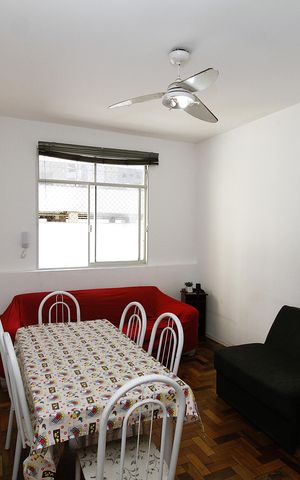 Apartamento à venda com 80m², 3 quartos e 1 vagaSala