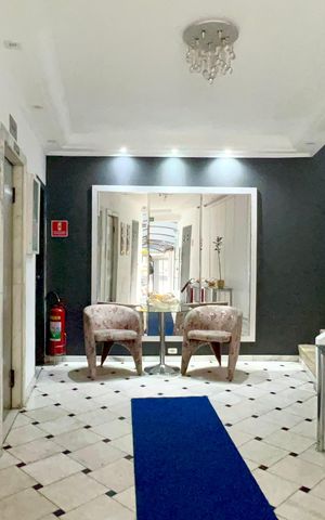 Apartamento à venda com 75m², 2 quartos e sem vaga Apartamento à venda com 75m², 2 quartos e sem vagaHall de entrada