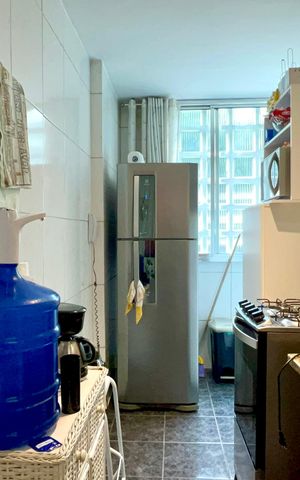 Apartamento à venda com 75m², 2 quartos e sem vaga Apartamento à venda com 75m², 2 quartos e sem vagaCozinha