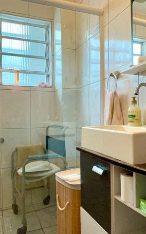 Apartamento à venda com 75m², 2 quartos e sem vaga Apartamento à venda com 75m², 2 quartos e sem vagaBanheiro