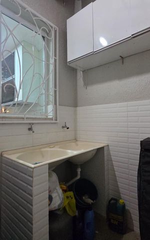 Casa à venda com 114m², 2 quartos e 3 vagas Casa à venda com 114m², 2 quartos e 3 vagasÁrea de serviço