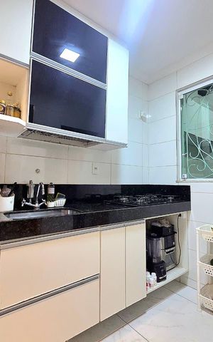 Casa à venda com 114m², 2 quartos e 3 vagas Casa à venda com 114m², 2 quartos e 3 vagasCozinha