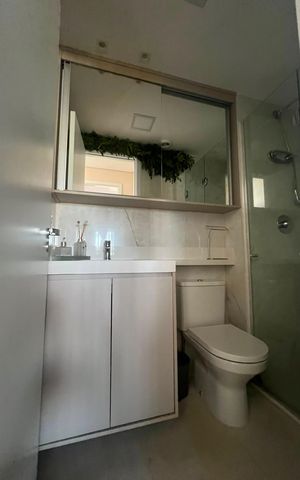 Apartamento à venda com 56m², 2 quartos e 1 vaga Apartamento à venda com 56m², 2 quartos e 1 vagaBanheiro social