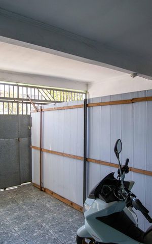 Casa à venda com 284m², 3 quartos e 2 vagasGaragem