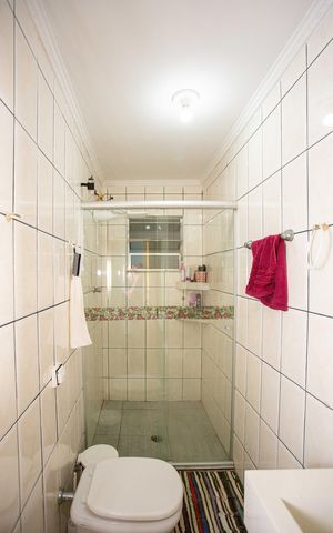 Casa à venda com 284m², 3 quartos e 2 vagasBanheiro Casa 2