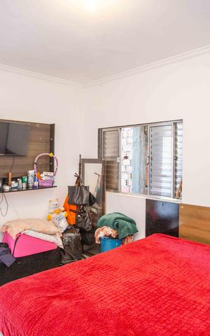 Casa à venda com 284m², 3 quartos e 2 vagasQuarto 2 Casa  1