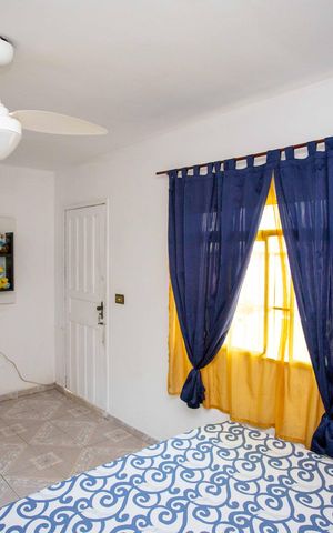 Casa à venda com 284m², 3 quartos e 2 vagasQuarto 1 Casa 2