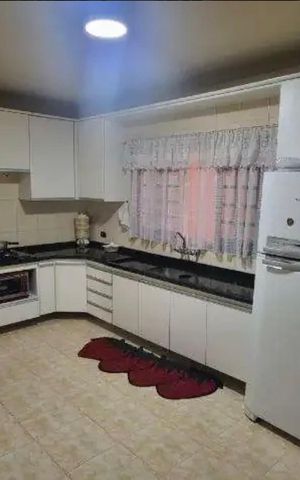 Casa para alugar com 200m², 3 quartos e 4 vagas Casa para alugar com 200m², 3 quartos e 4 vagasCozinha