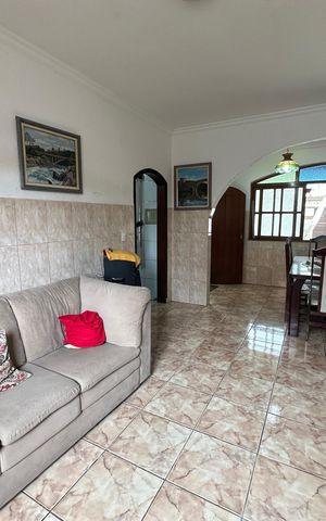 Casa para alugar com 330m², 4 quartos e 2 vagas Casa para alugar com 330m², 4 quartos e 2 vagasSala