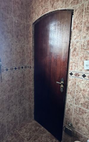 Casa para alugar com 330m², 4 quartos e 2 vagas Casa para alugar com 330m², 4 quartos e 2 vagasBanheiro 2