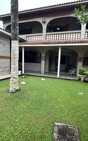 Casa para alugar com 330m², 4 quartos e 2 vagas Casa para alugar com 330m², 4 quartos e 2 vagasGaragem