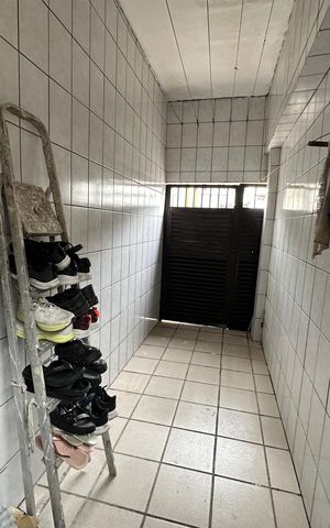 Casa para alugar com 330m², 4 quartos e 2 vagas Casa para alugar com 330m², 4 quartos e 2 vagasÁrea de Serviço