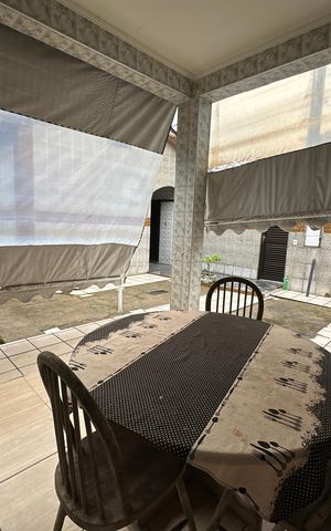 Casa para alugar com 330m², 4 quartos e 2 vagas Casa para alugar com 330m², 4 quartos e 2 vagasCozinha Gourmet