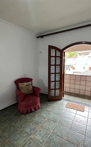 Casa para alugar com 330m², 4 quartos e 2 vagas Casa para alugar com 330m², 4 quartos e 2 vagasQuarto 3
