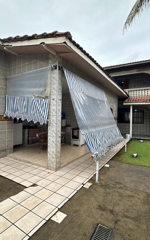 Casa para alugar com 330m², 4 quartos e 2 vagas Casa para alugar com 330m², 4 quartos e 2 vagasQuintal