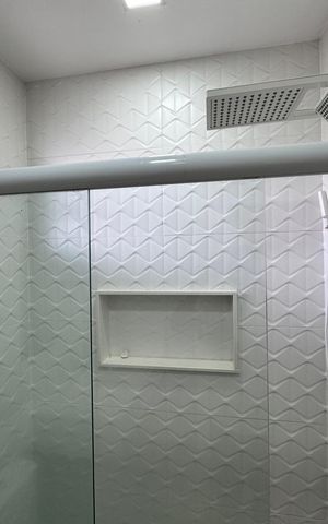 Casa de condomínio à venda com 180m², 4 quartos e 2 vagas Casa de condomínio à venda com 180m², 4 quartos e 2 vagasSuíte - Banheiro