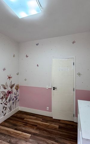 Casa de condomínio à venda com 180m², 4 quartos e 2 vagas Casa de condomínio à venda com 180m², 4 quartos e 2 vagasQuarto 2