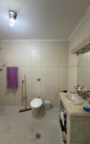 Casa à venda com 256m², 3 quartos e 2 vagasSuíte 3 Banheiro 
