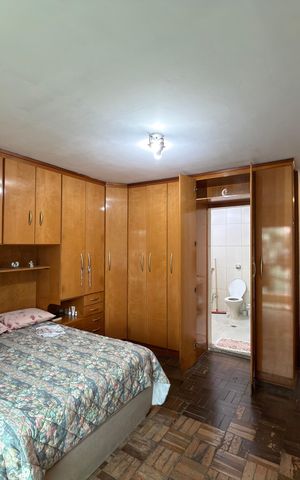 Casa à venda com 256m², 3 quartos e 2 vagasSuíte 3